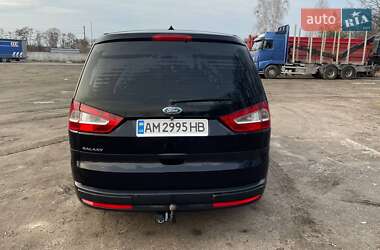 Минивэн Ford Galaxy 2007 в 