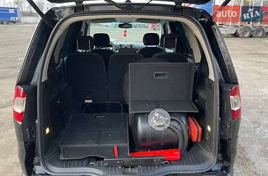 Минивэн Ford Galaxy 2007 в 