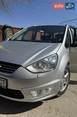 Минивэн Ford Galaxy 2010 в 