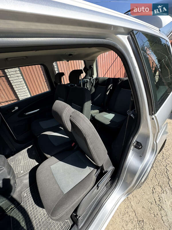 Минивэн Ford Galaxy 2010 в Каменец-Подольском