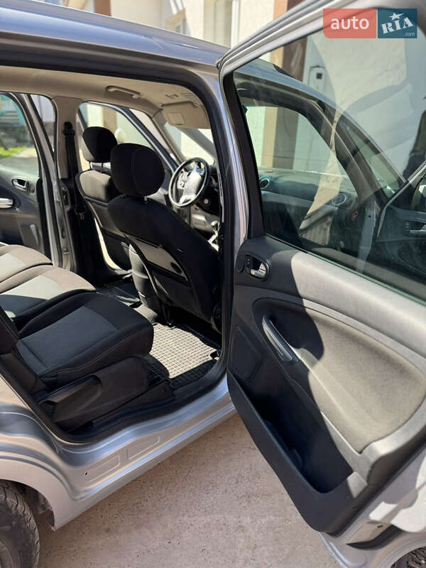 Минивэн Ford Galaxy 2010 в Каменец-Подольском