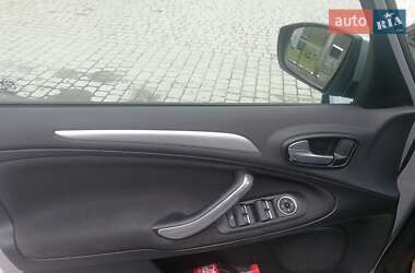 Минивэн Ford Galaxy 2012 в 