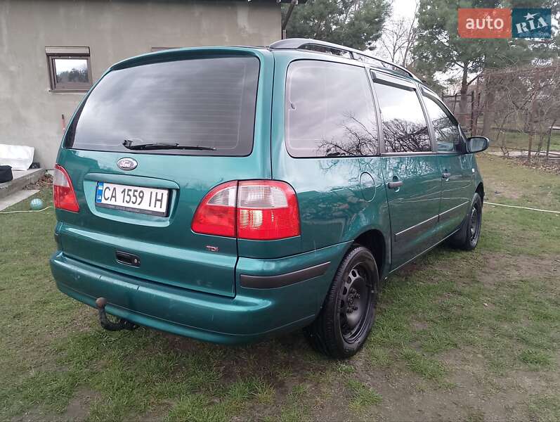 Минивэн Ford Galaxy 2001 в Киеве