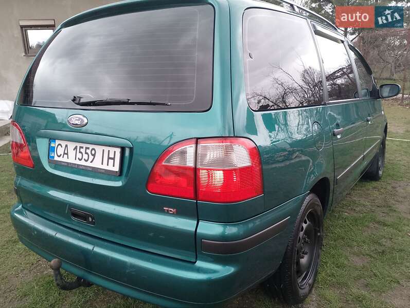 Минивэн Ford Galaxy 2001 в Киеве