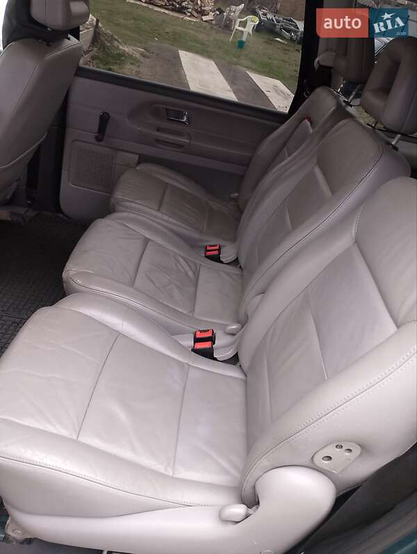 Минивэн Ford Galaxy 2001 в Киеве