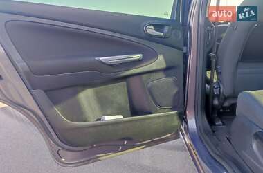 Минивэн Ford Galaxy 2013 в 