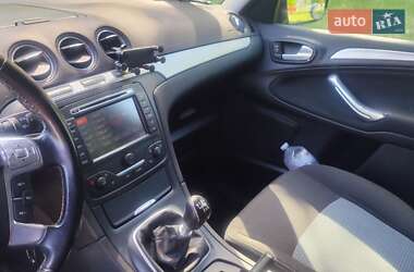 Минивэн Ford Galaxy 2013 в 