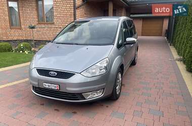 Минивэн Ford Galaxy 2009 в 