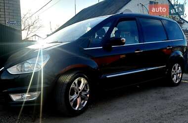 Минивэн Ford Galaxy 2011 в 