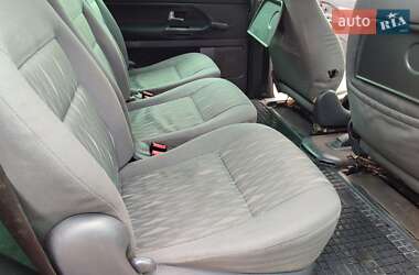 Минивэн Ford Galaxy 2002 в 