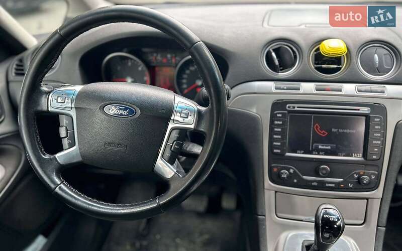 Минивэн Ford Galaxy 2011 в Черновцах