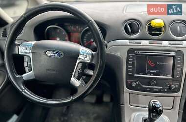 Минивэн Ford Galaxy 2011 в 