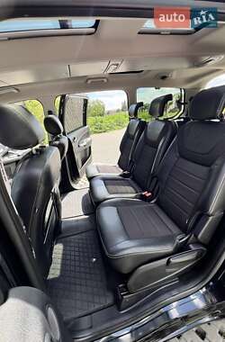 Минивэн Ford Galaxy 2013 в 