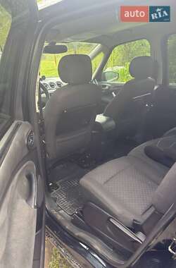 Минивэн Ford Galaxy 2007 в 