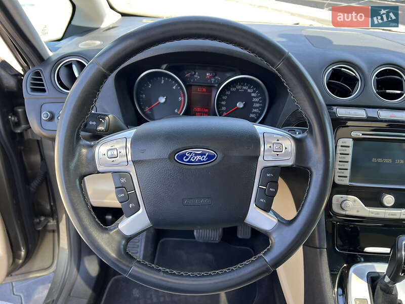 Минивэн Ford Galaxy 2010 в Днепре