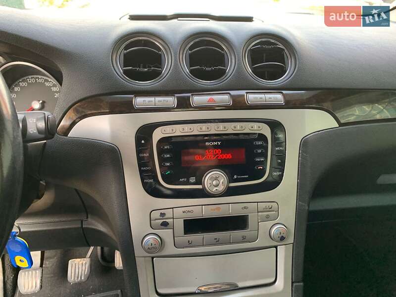 Минивэн Ford Galaxy 2009 в Виноградове фото 9 Минивэн Ford Galaxy 2009 в Виноградове