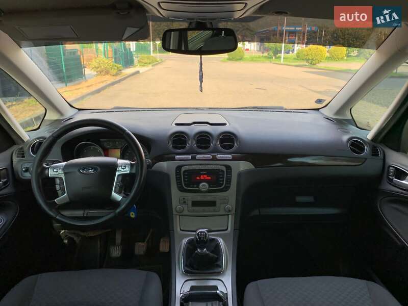 Минивэн Ford Galaxy 2009 в Виноградове фото 13 Минивэн Ford Galaxy 2009 в Виноградове