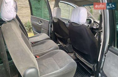 Минивэн Ford Galaxy 2003 в 