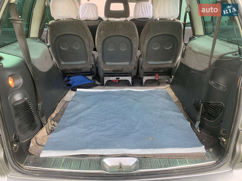 Минивэн Ford Galaxy 2003 в Черновцах