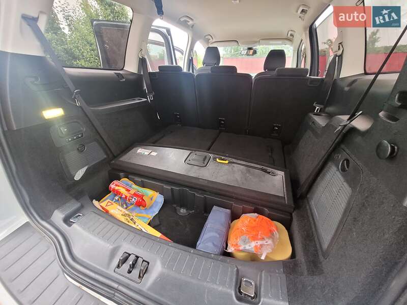 Минивэн Ford Galaxy 2015 в Новоднестровске фото 14 Минивэн Ford Galaxy 2015 в Новоднестровске