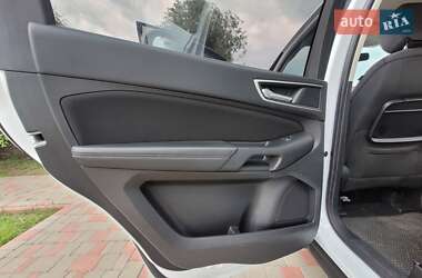 Минивэн Ford Galaxy 2015 в 