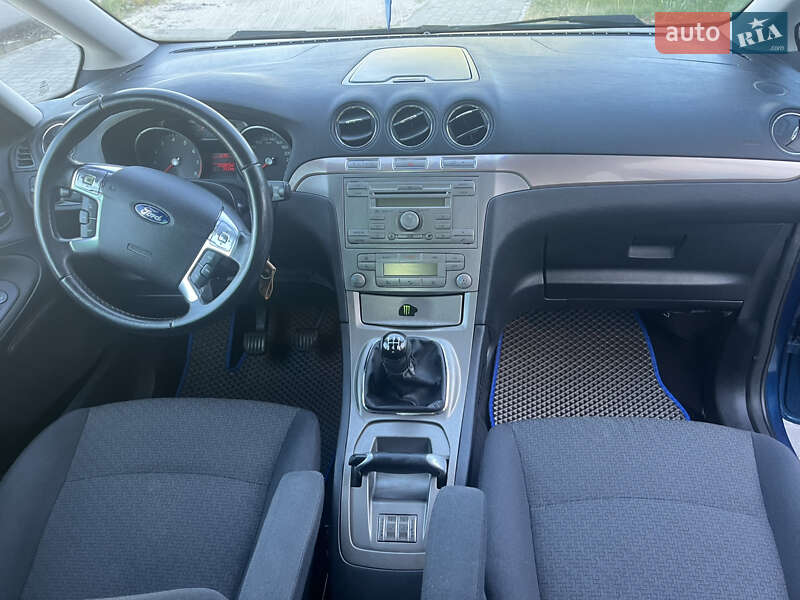Минивэн Ford Galaxy 2006 в Любомле