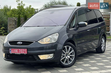 Минивэн Ford Galaxy 2010 в 