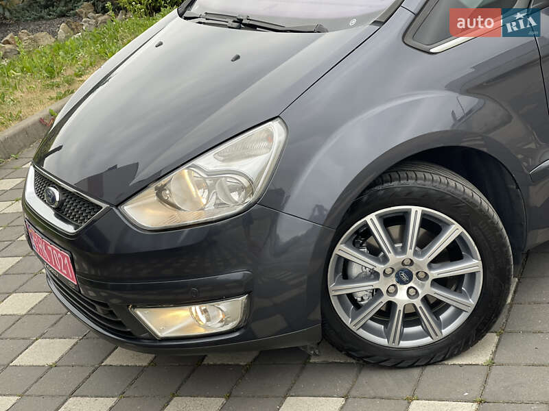Минивэн Ford Galaxy 2010 в Стрые