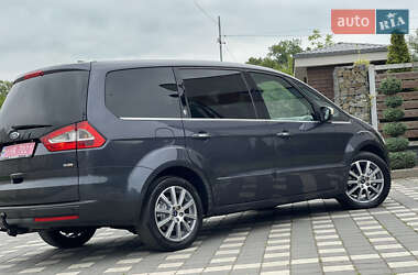 Минивэн Ford Galaxy 2010 в 
