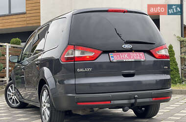 Минивэн Ford Galaxy 2010 в 