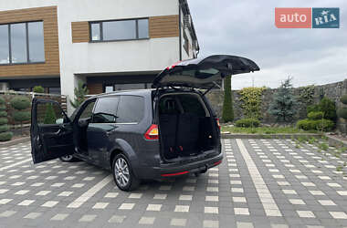 Минивэн Ford Galaxy 2010 в 
