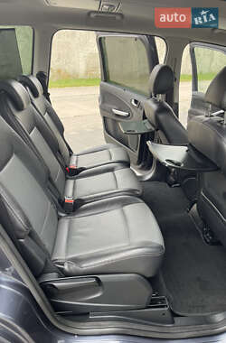 Минивэн Ford Galaxy 2010 в 