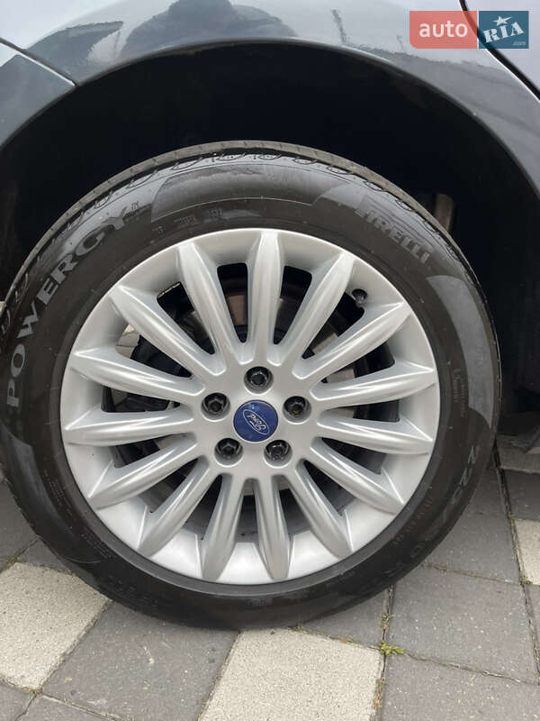 Минивэн Ford Galaxy 2014 в Стрые