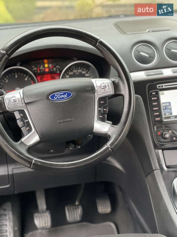 Минивэн Ford Galaxy 2014 в Стрые