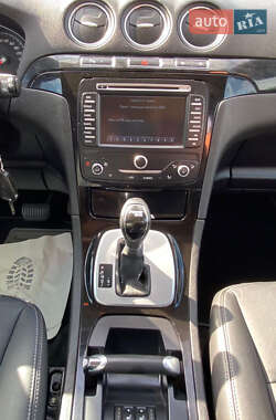 Мінівен Ford Galaxy 2013 в 