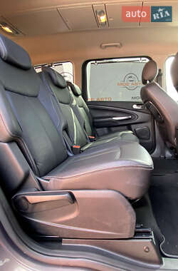Мінівен Ford Galaxy 2013 в 