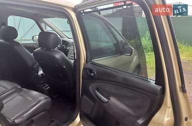 Минивэн Ford Galaxy 2006 в 
