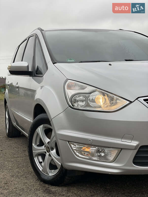 Мінівен Ford Galaxy 2012 в Рожнятові