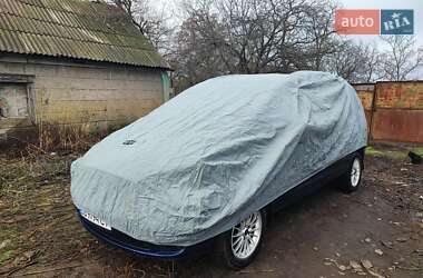Мінівен Ford Galaxy 2000 в 