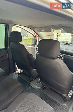 Мінівен Ford Galaxy 2000 в 