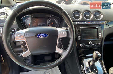 Минивэн Ford Galaxy 2013 в 
