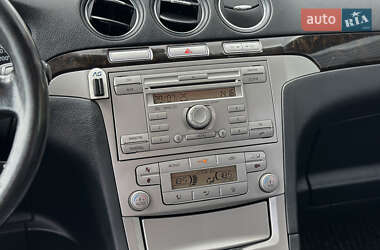 Минивэн Ford Galaxy 2006 в 