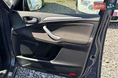 Минивэн Ford Galaxy 2014 в 