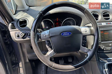 Минивэн Ford Galaxy 2014 в 