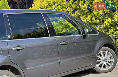 Минивэн Ford Galaxy 2010 в 