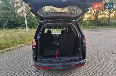 Минивэн Ford Galaxy 2011 в 