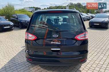 Минивэн Ford Galaxy 2017 в 