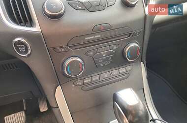 Минивэн Ford Galaxy 2017 в 