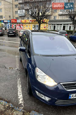Минивэн Ford Galaxy 2013 в 