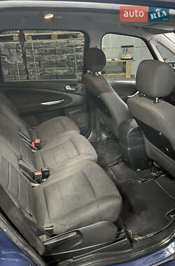 Минивэн Ford Galaxy 2013 в 